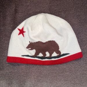 Patagonia boys winter hat beanie with bear & star